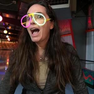 Meet your Posher, Crystal